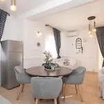 Πανσιόν The 4*