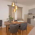 The Πανσιόν 4*