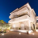 The 4* Bilice