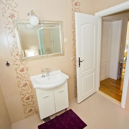 The Guest house Bilice