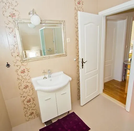 The Guest house Bilice